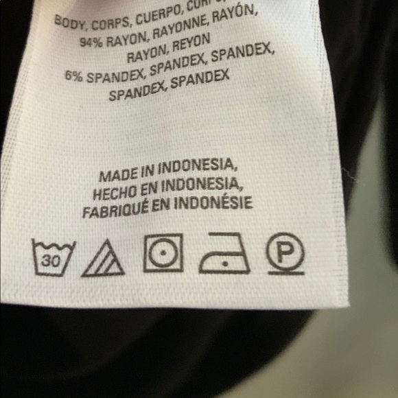 Anthro - Long sleeves black shirt - Picture 5 of 6